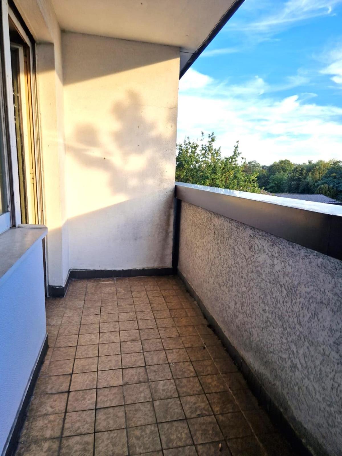 Meribu H1 Wohnung Fuer Monteure Und Arbeiter غيلسنكيرشن المظهر الخارجي الصورة